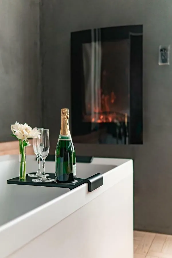Alla Riva Vérone 0*,