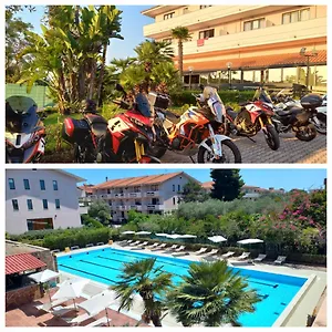 https://green-sporting-club-hotel.hotelsalgherosardinia.com